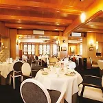 - Restaurant Le Cerf & Hotell
