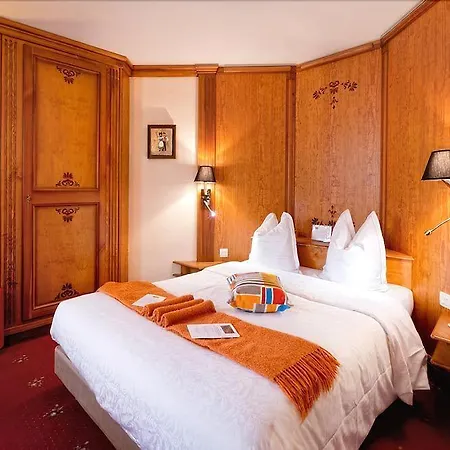 Szálloda - Restaurant Le Cerf & 4*