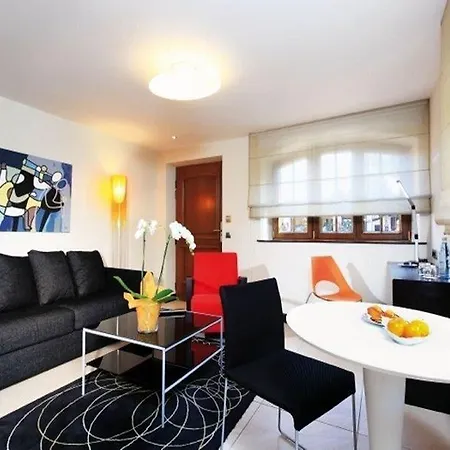- Restaurant Le Cerf & Hotel 4*