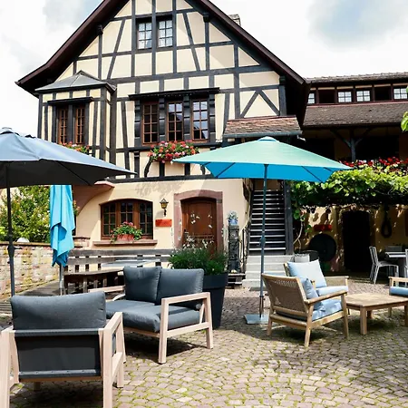 - Restaurant Le Cerf &