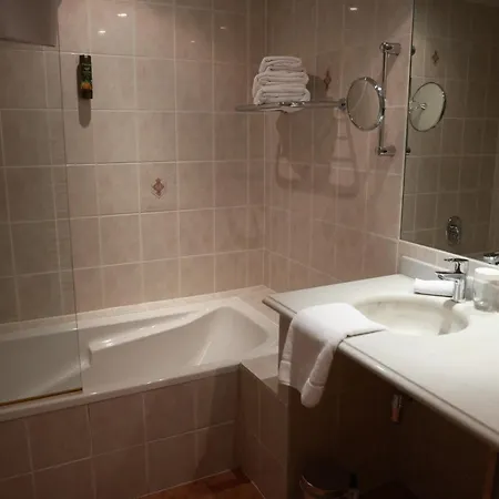 Hotel - Restaurant Le Cerf &