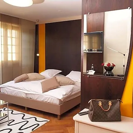 - Restaurant Le Cerf & 4* Marlenheim