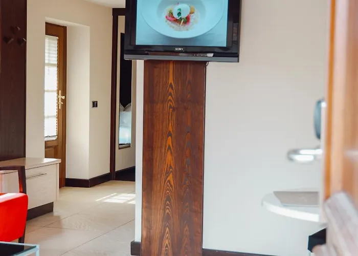 - Restaurant Le Cerf & 4* Marlenheim